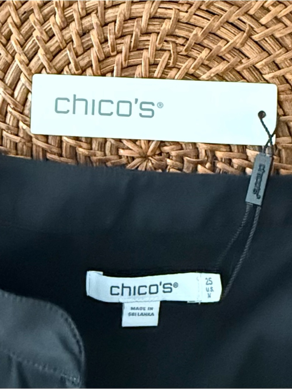 Chico’s Black Shirtdress NWT - Picture 7 of 7